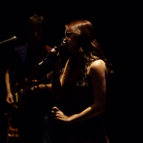 Elizabeth Royall - Bluesfest Day 9 - Oxxawa (1)