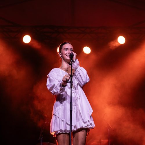 Katie Tupper - City Folk Fest - Misty Meadows Photography (7)