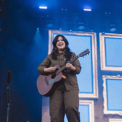 LucyDacus-Bluesfest2026-@thelauracollins_020 copy