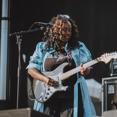 NikkiD&TheSistersOfThunder-Bluesfest2026-@thelauracollins_004 copy