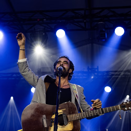 Reuben and The Bullhorn Singers - Bluesfest 2026 - Misty Meadows Photography (5)