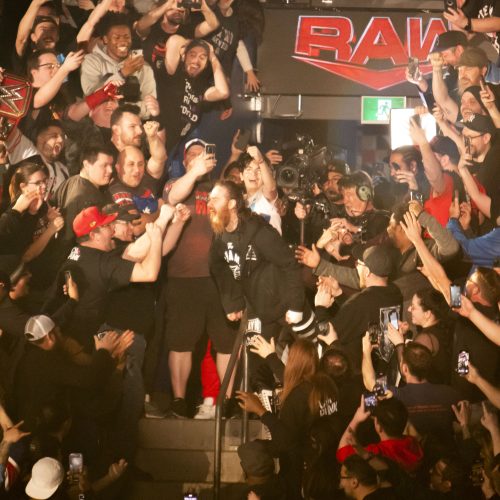 WWE - Monday Night Raw-115