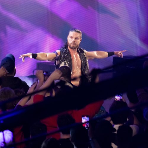WWE - Monday Night Raw-12