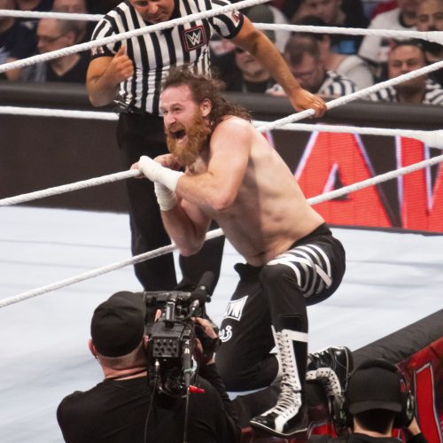 WWE - Monday Night Raw-129