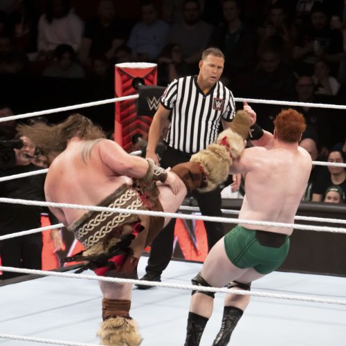 WWE - Monday Night Raw-31