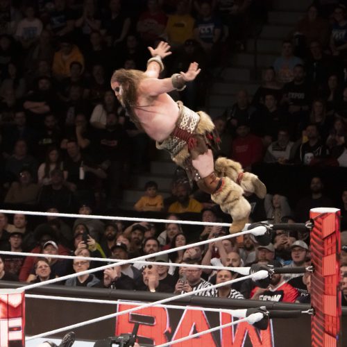 WWE - Monday Night Raw-32