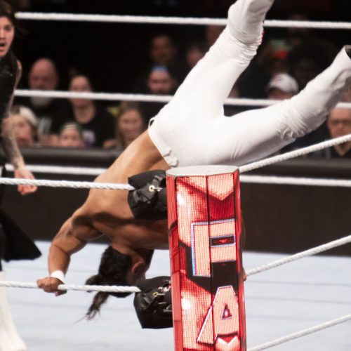 WWE - Monday Night Raw-71